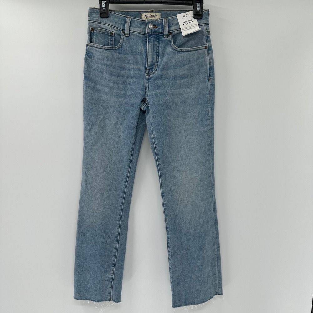 Madewell Mid-Rise Kick Out Jeans in Vista Wash Raw Hem Size 25 Magic Pockets